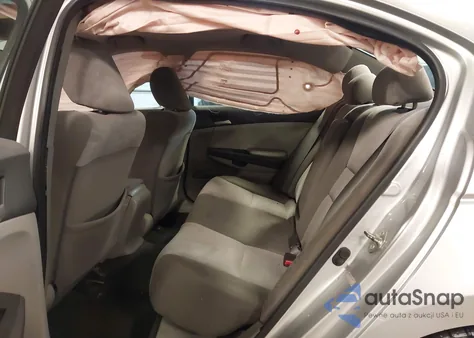 2010 Honda Accord 2.4 Lx из США, поврежденный, VIN 1HGCP2F35AA052968